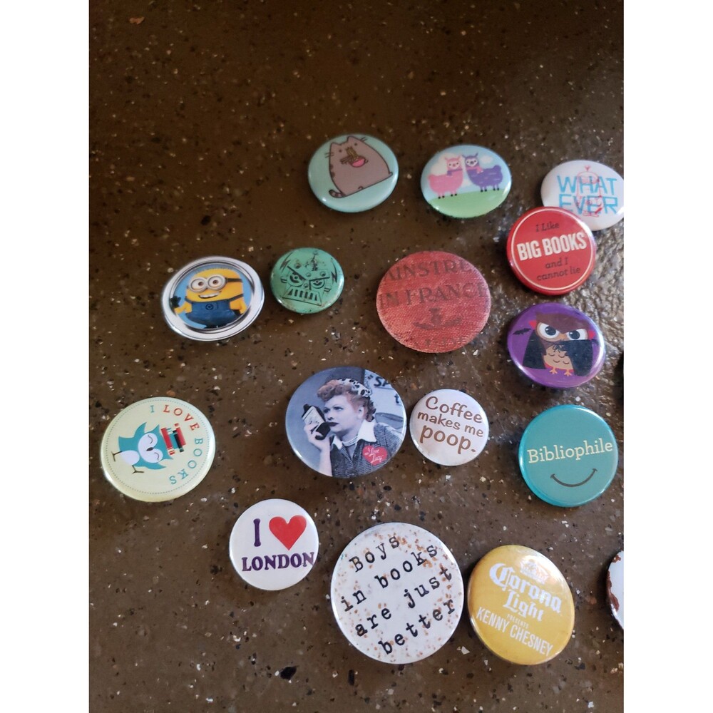 pin collection 29 total - Picture 2 of 3